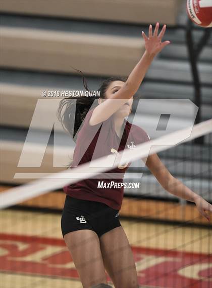 Thumbnail 3 in JSerra Catholic @ Orange Lutheran photogallery.