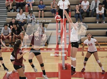 Thumbnail 3 in JSerra Catholic @ Orange Lutheran photogallery.
