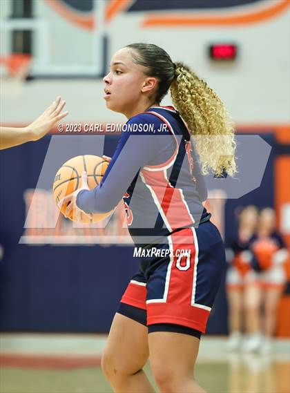 Thumbnail 1 in Oakland @ Blackman (TSSAA 4A District 7 Final) photogallery.