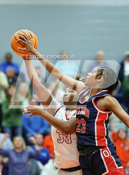 Thumbnail 3 in Oakland @ Blackman (TSSAA 4A District 7 Final) photogallery.