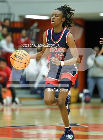 Thumbnail 2 in Oakland @ Blackman (TSSAA 4A District 7 Final) photogallery.