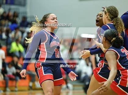 Thumbnail 1 in Oakland @ Blackman (TSSAA 4A District 7 Final) photogallery.