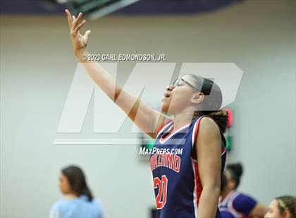 Thumbnail 1 in Oakland @ Blackman (TSSAA 4A District 7 Final) photogallery.