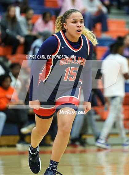 Thumbnail 3 in Oakland @ Blackman (TSSAA 4A District 7 Final) photogallery.