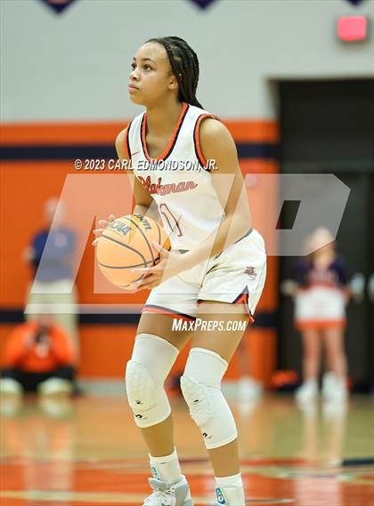 Thumbnail 3 in Oakland @ Blackman (TSSAA 4A District 7 Final) photogallery.