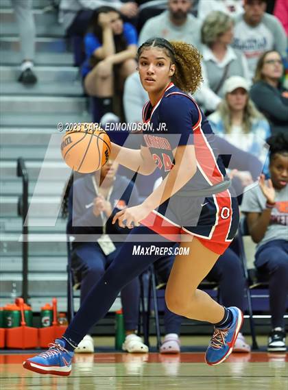 Thumbnail 1 in Oakland @ Blackman (TSSAA 4A District 7 Final) photogallery.