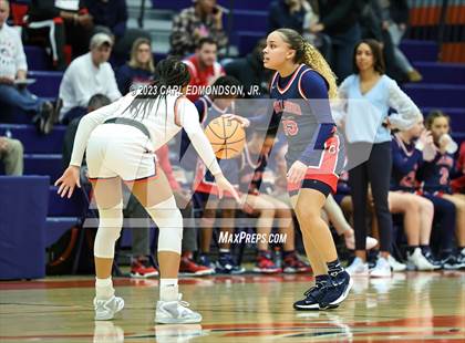 Thumbnail 2 in Oakland @ Blackman (TSSAA 4A District 7 Final) photogallery.