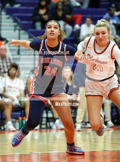 Thumbnail 3 in Oakland @ Blackman (TSSAA 4A District 7 Final) photogallery.