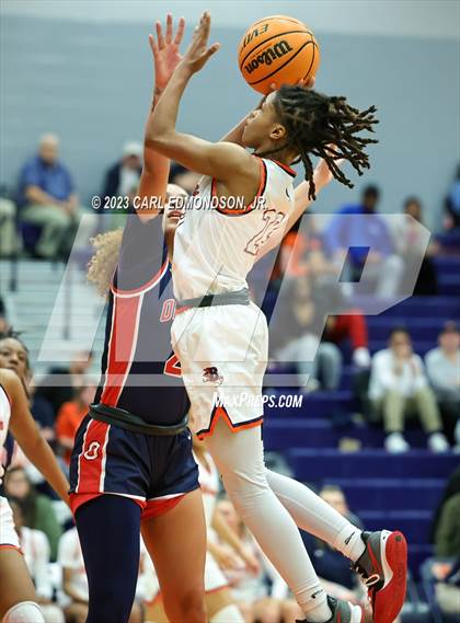 Thumbnail 1 in Oakland @ Blackman (TSSAA 4A District 7 Final) photogallery.