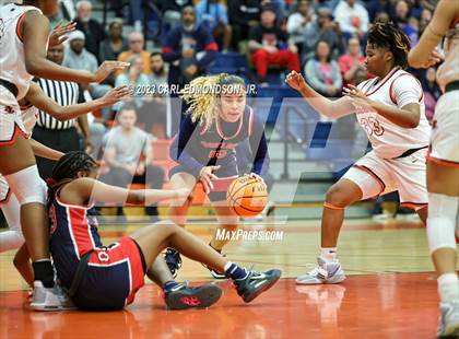 Thumbnail 1 in Oakland @ Blackman (TSSAA 4A District 7 Final) photogallery.