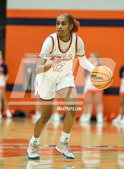 Thumbnail 3 in Oakland @ Blackman (TSSAA 4A District 7 Final) photogallery.