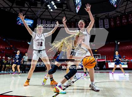 Thumbnail 1 in Lone Peak vs. Corner Canyon (UHSAA 6A Semifinal) photogallery.
