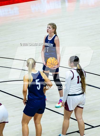 Thumbnail 3 in Lone Peak vs. Corner Canyon (UHSAA 6A Semifinal) photogallery.