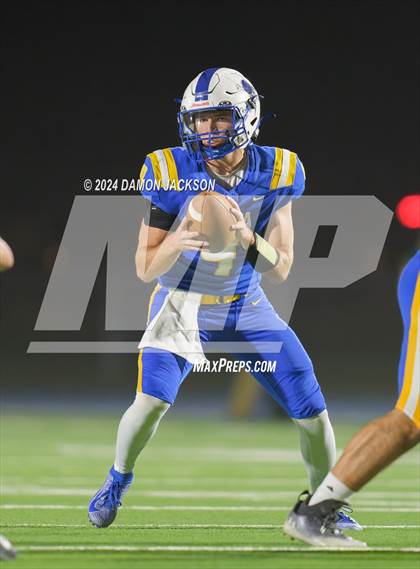Thumbnail 3 in Virgin Valley vs Moapa Valley (2024 NIAA 3A Southern Semifinals) photogallery.