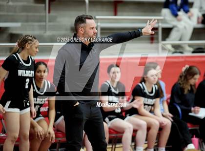 Thumbnail 1 in Lamar vs Guyer (UIL 6A Area Playoffs Division 2) photogallery.