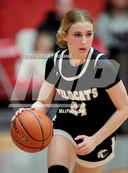 Thumbnail 3 in Lamar vs Guyer (UIL 6A Area Playoffs Division 2) photogallery.