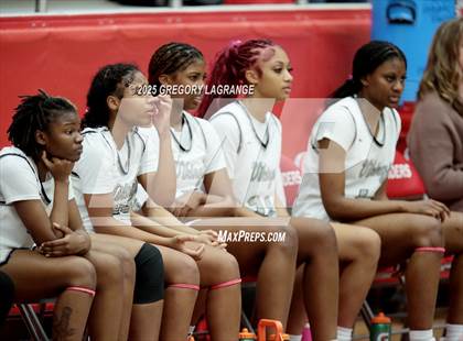 Thumbnail 1 in Lamar vs Guyer (UIL 6A Area Playoffs Division 2) photogallery.