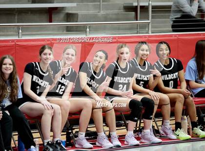Thumbnail 1 in Lamar vs Guyer (UIL 6A Area Playoffs Division 2) photogallery.