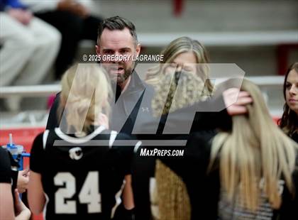 Thumbnail 2 in Lamar vs Guyer (UIL 6A Area Playoffs Division 2) photogallery.