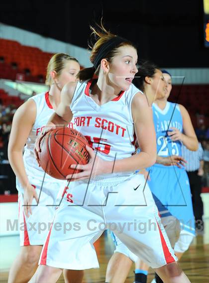 Thumbnail 3 in Fort Scott vs. Clearwater (KSHSAA 4A 1st Round) photogallery.