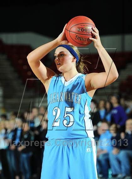 Thumbnail 1 in Fort Scott vs. Clearwater (KSHSAA 4A 1st Round) photogallery.