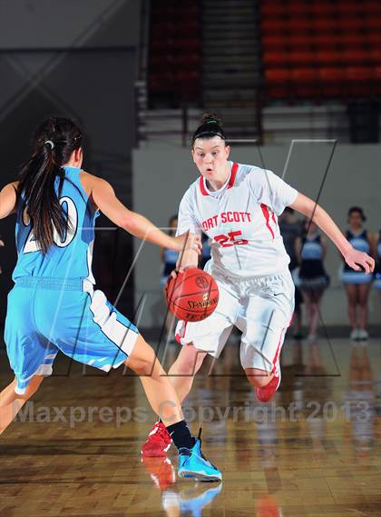 Thumbnail 2 in Fort Scott vs. Clearwater (KSHSAA 4A 1st Round) photogallery.