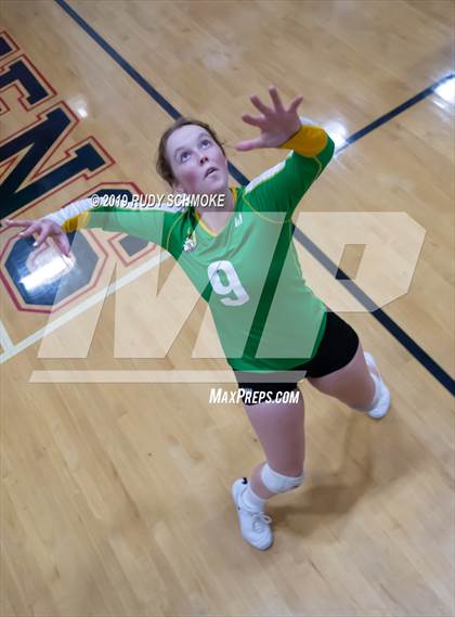 Thumbnail 1 in High Tech CV vs. Holtville (CIF SDS D4 Finals) photogallery.