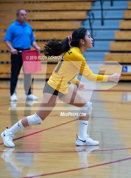 Thumbnail 3 in High Tech CV vs. Holtville (CIF SDS D4 Finals) photogallery.