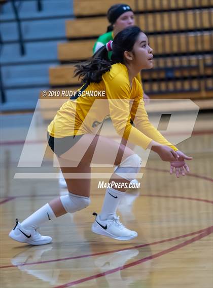 Thumbnail 3 in High Tech CV vs. Holtville (CIF SDS D4 Finals) photogallery.