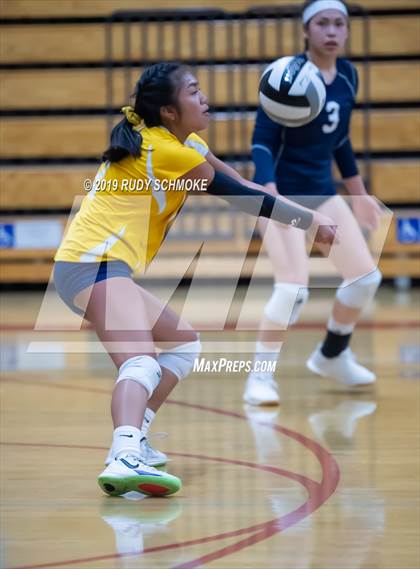 Thumbnail 1 in High Tech CV vs. Holtville (CIF SDS D4 Finals) photogallery.