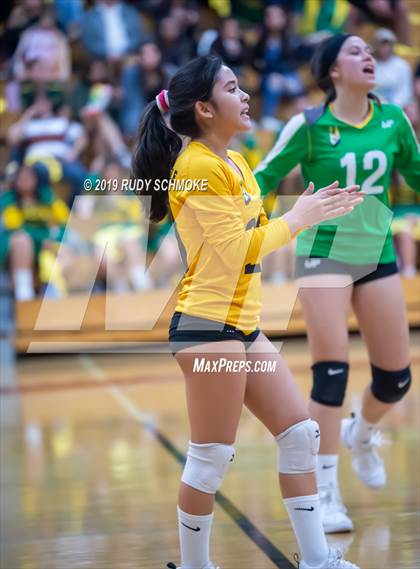 Thumbnail 3 in High Tech CV vs. Holtville (CIF SDS D4 Finals) photogallery.