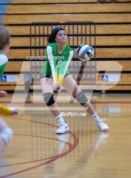 Thumbnail 1 in High Tech CV vs. Holtville (CIF SDS D4 Finals) photogallery.