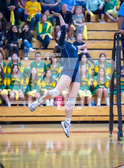 Thumbnail 1 in High Tech CV vs. Holtville (CIF SDS D4 Finals) photogallery.