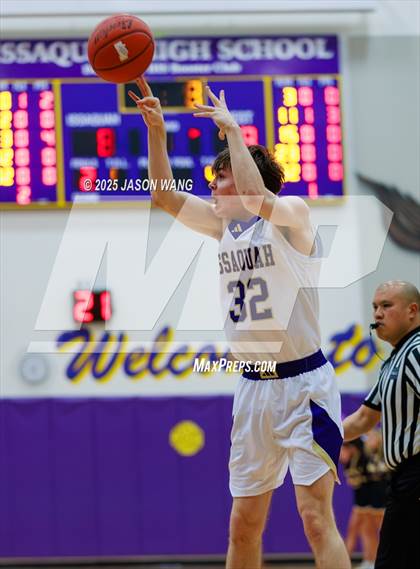 Thumbnail 2 in Stadium @ Issaquah photogallery.