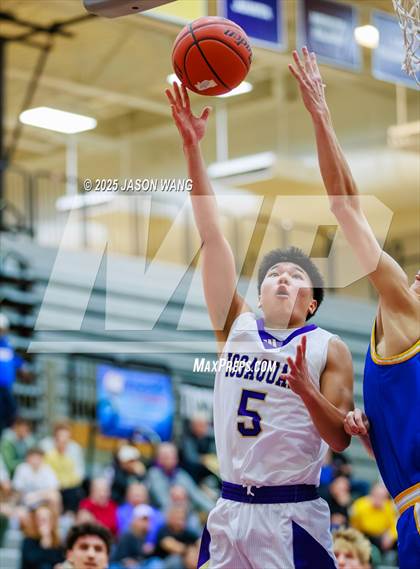 Thumbnail 2 in Stadium @ Issaquah photogallery.