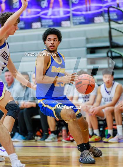 Thumbnail 1 in Stadium @ Issaquah photogallery.