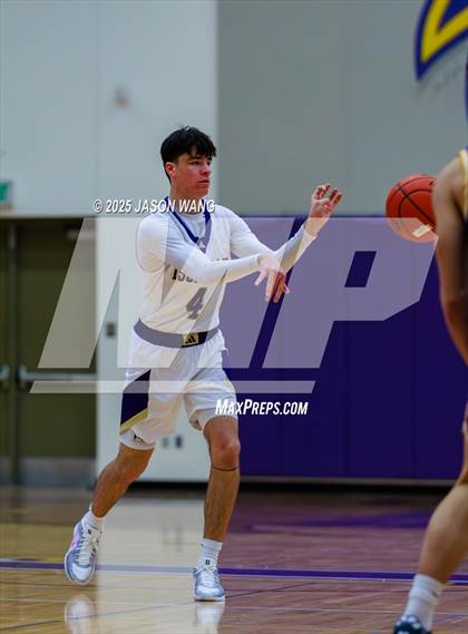 Thumbnail 2 in Stadium @ Issaquah photogallery.