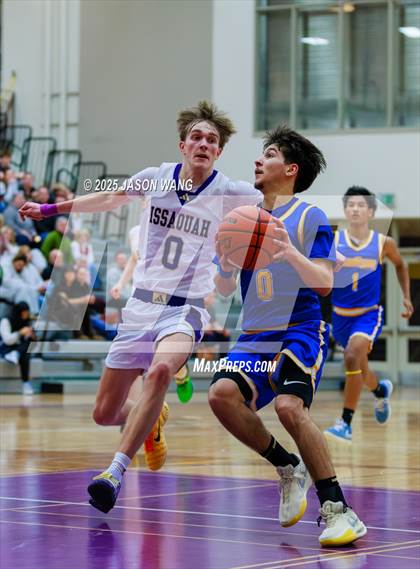 Thumbnail 1 in Stadium @ Issaquah photogallery.