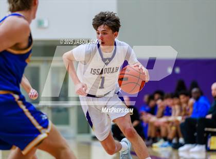 Thumbnail 1 in Stadium @ Issaquah photogallery.