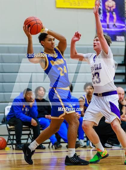 Thumbnail 2 in Stadium @ Issaquah photogallery.