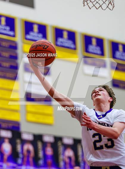 Thumbnail 1 in Stadium @ Issaquah photogallery.