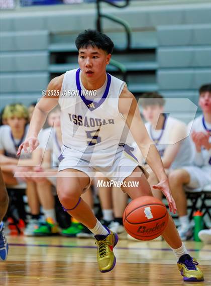 Thumbnail 1 in Stadium @ Issaquah photogallery.