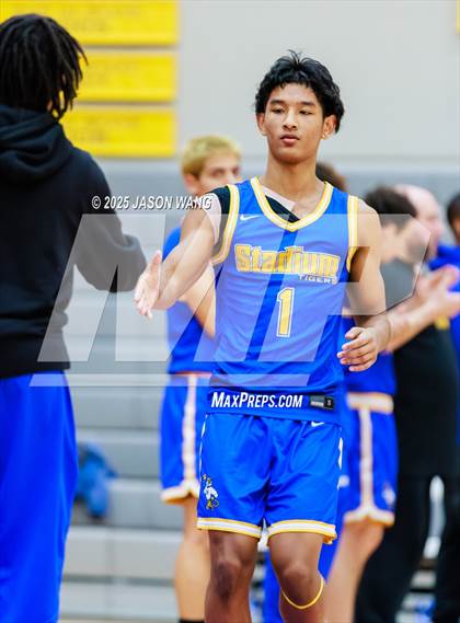 Thumbnail 3 in Stadium @ Issaquah photogallery.