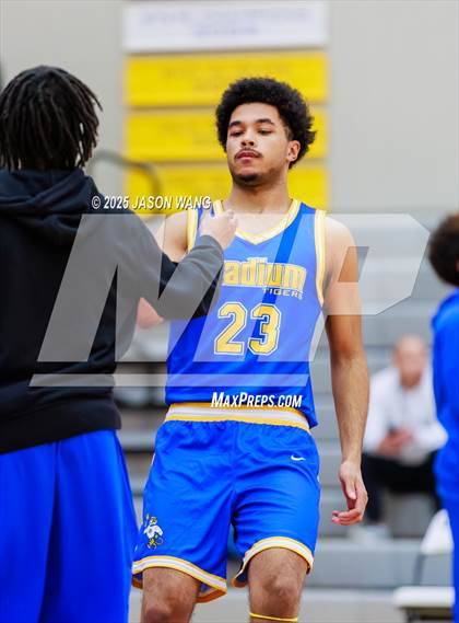 Thumbnail 2 in Stadium @ Issaquah photogallery.