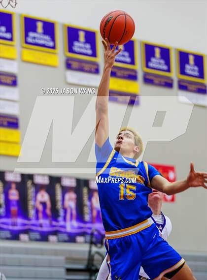 Thumbnail 1 in Stadium @ Issaquah photogallery.