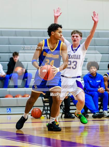 Thumbnail 1 in Stadium @ Issaquah photogallery.