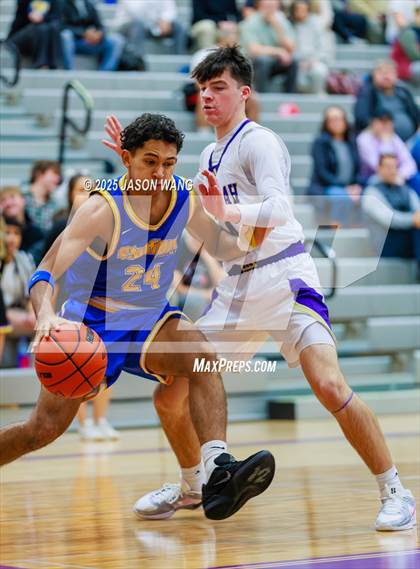 Thumbnail 1 in Stadium @ Issaquah photogallery.