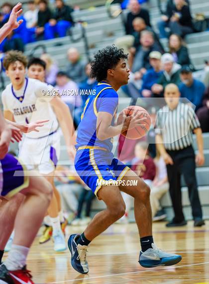 Thumbnail 2 in Stadium @ Issaquah photogallery.