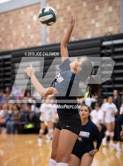 Thumbnail 3 in Alexander vs Brennan (Scrimmage) photogallery.