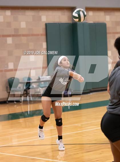 Thumbnail 3 in Alexander vs Brennan (Scrimmage) photogallery.